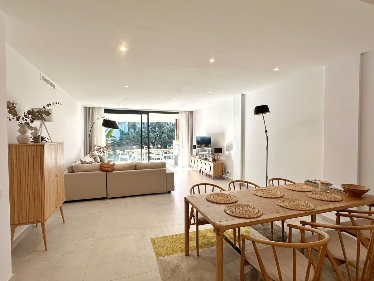 Gelijkvloers appartement in Cabopino, Cabopino, 4/12