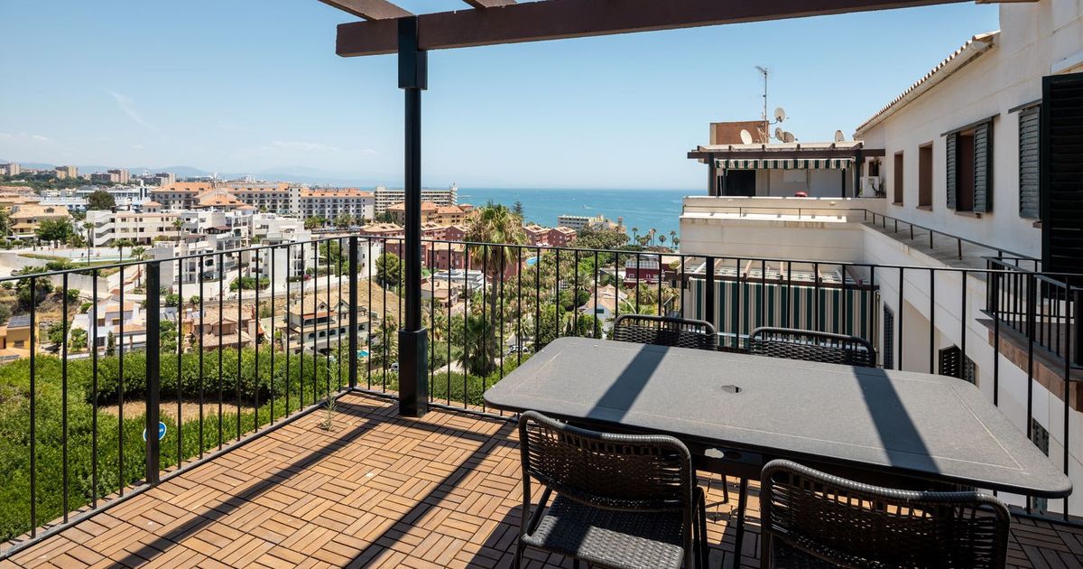 Middle Floor Apartment in Benalmadena, Benalmadena, 1/12