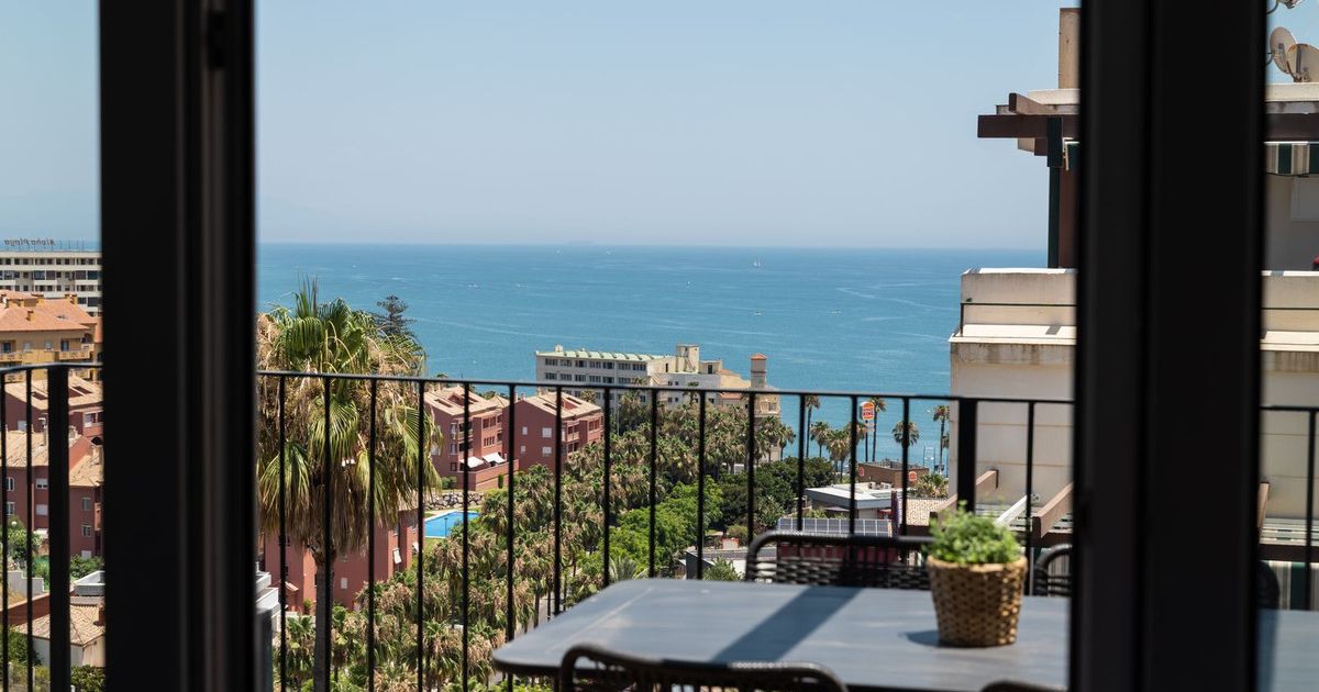 Middle Floor Apartment in Benalmadena, Benalmadena, 12/12
