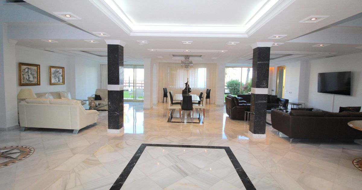 Apartament na parterze w Puerto Banús, Puerto Banús, 2/12