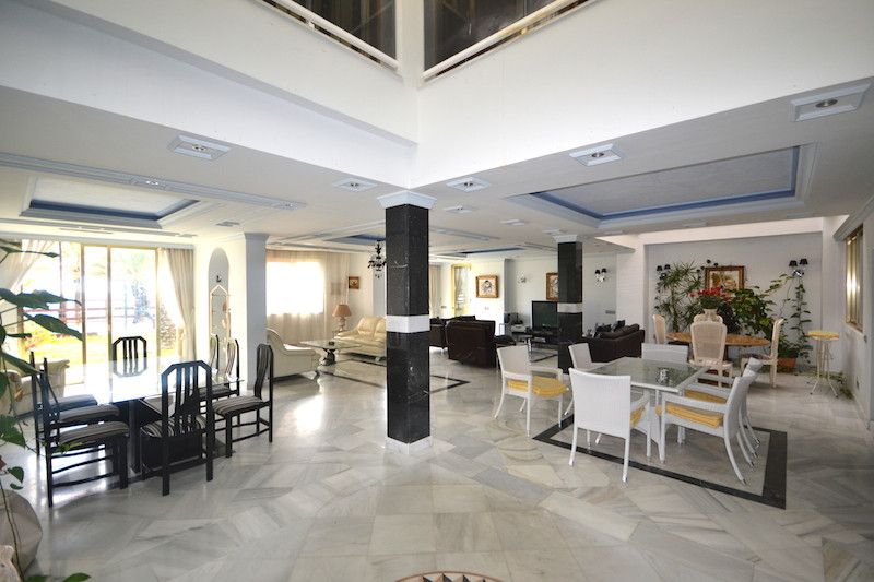 Apartament na parterze w Puerto Banús, Puerto Banús, 3/12
