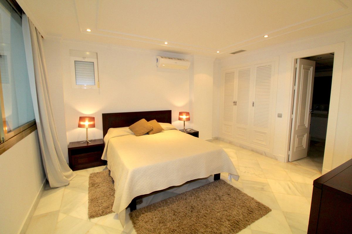 Apartament na parterze w Puerto Banús, Puerto Banús, 6/12