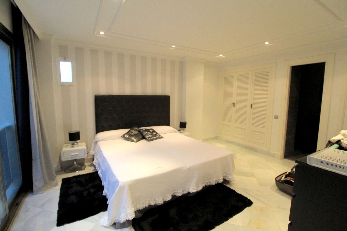 Apartament na parterze w Puerto Banús, Puerto Banús, 10/12