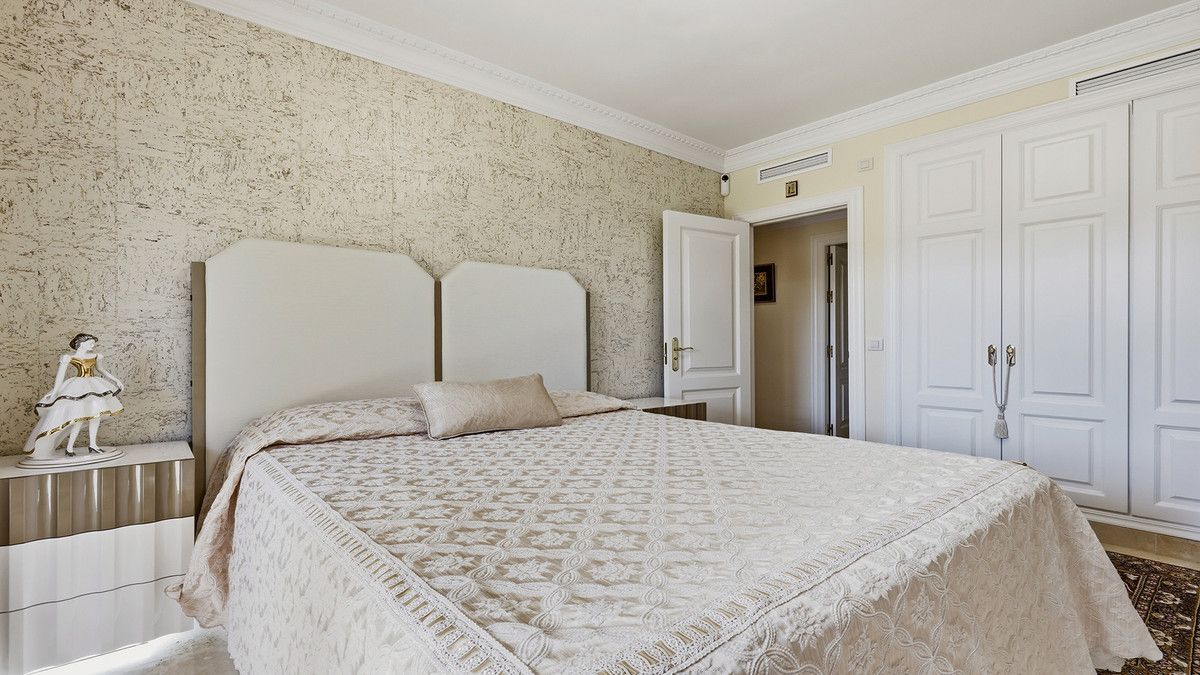 Appartement op de middelste verdieping in Casares, Casares, 12/12
