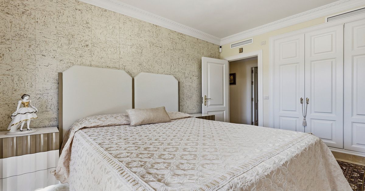 Appartement op de middelste verdieping in Casares, Casares, 12/12