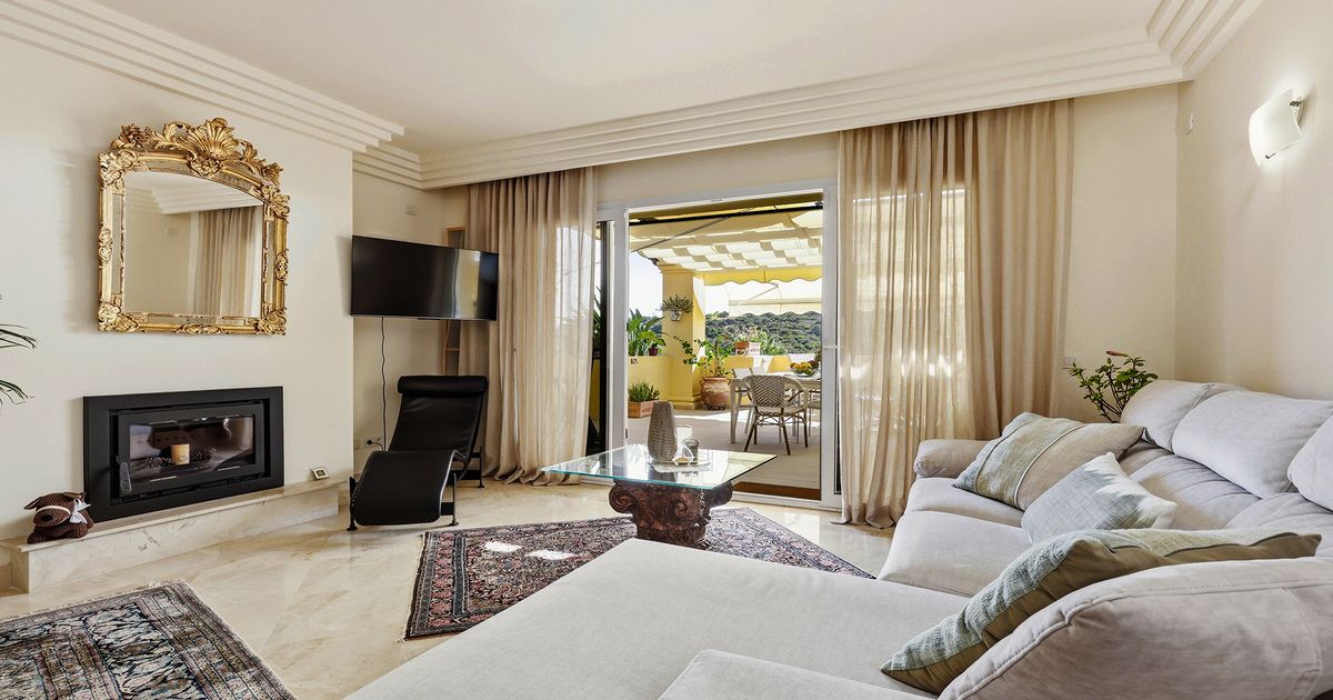 Appartement op de middelste verdieping in Casares, Casares, 4/12