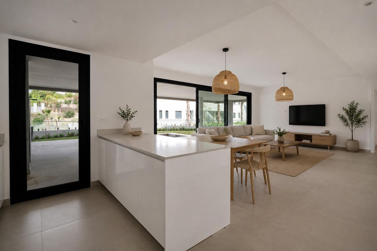 Appartement en Rez-de-Chaussée à Marbella, Marbella, 4/12