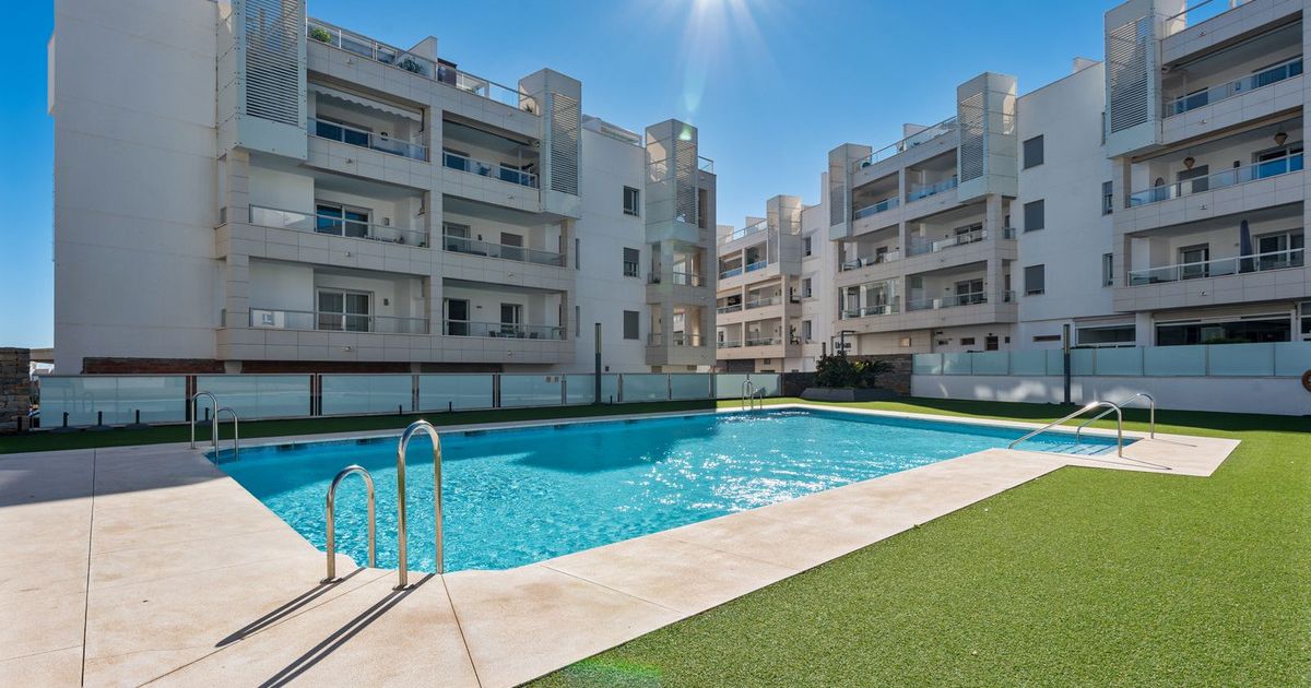 Middenverdieping Appartement in San Pedro de Alcántara, San Pedro de Alcántara, 2/12
