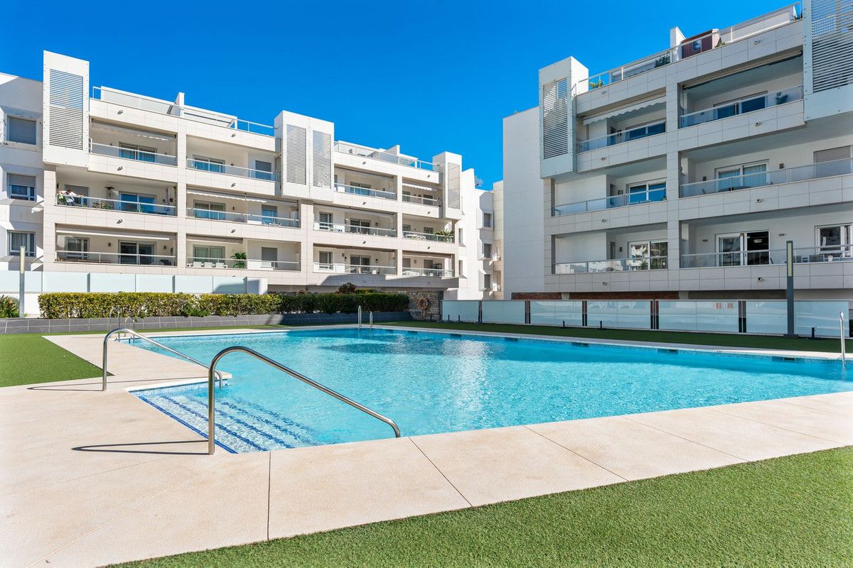 Middenverdieping Appartement in San Pedro de Alcántara, San Pedro de Alcántara, 3/12