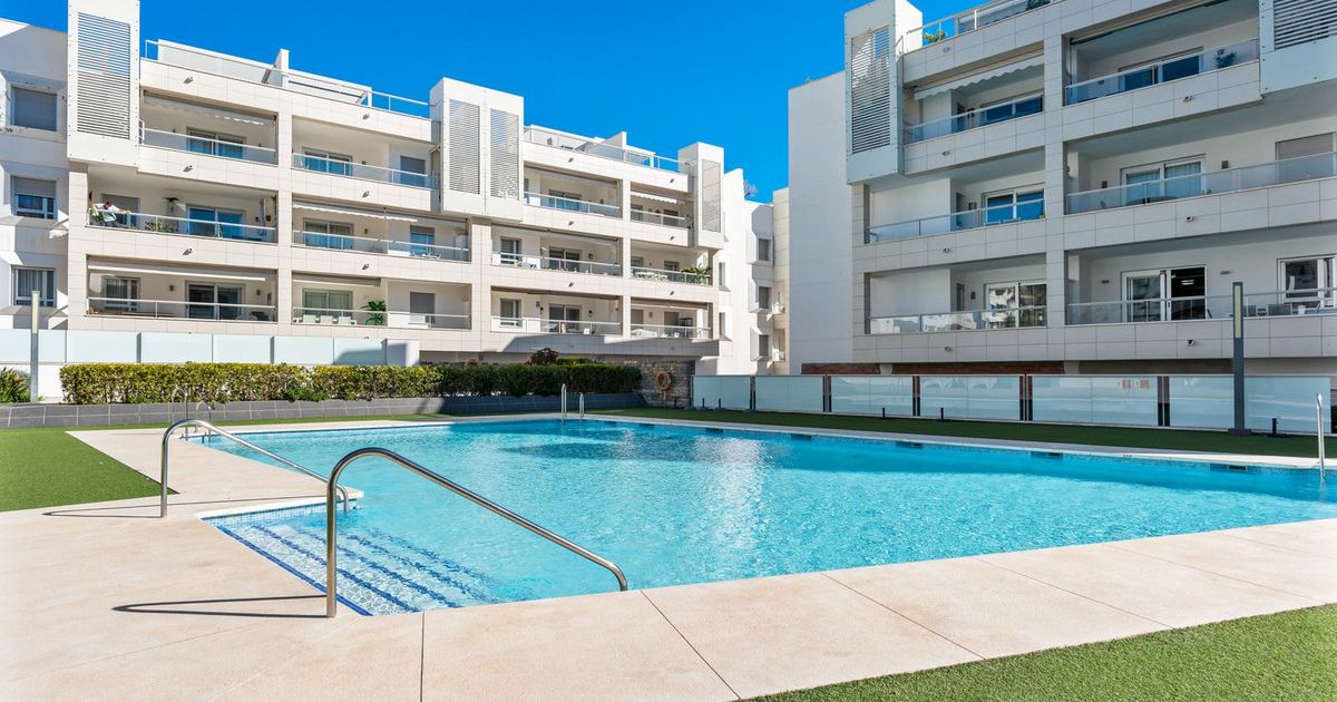 Middenverdieping Appartement in San Pedro de Alcántara, San Pedro de Alcántara, 3/12