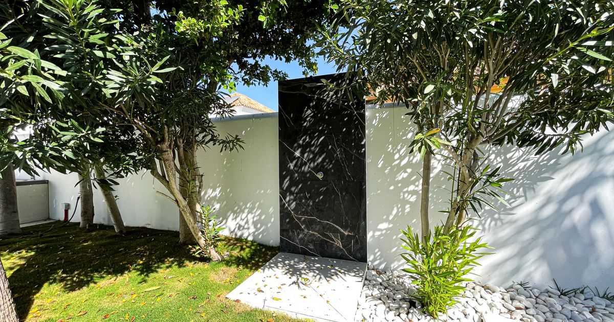 Villa in Nueva Andalucia, Rodeo Alto, Nueva Andalucia, 4/12