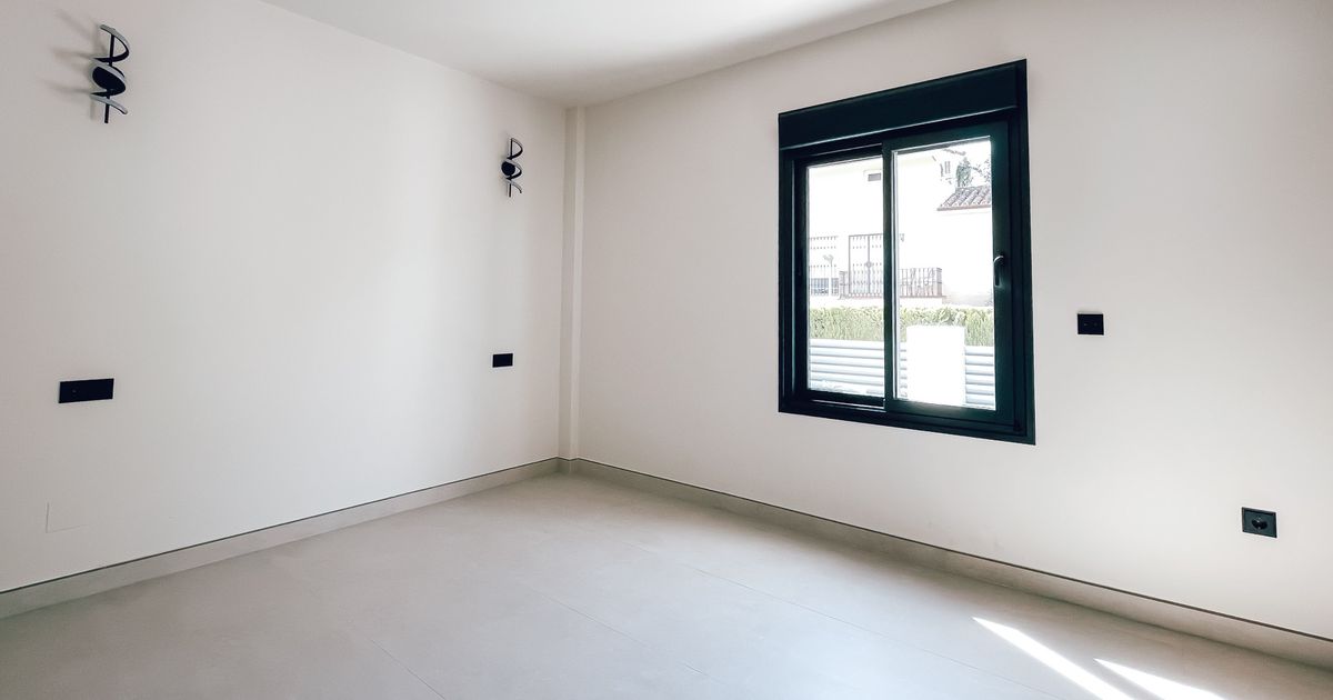 Villa in Nueva Andalucia, Rodeo Alto, Nueva Andalucia, 10/12