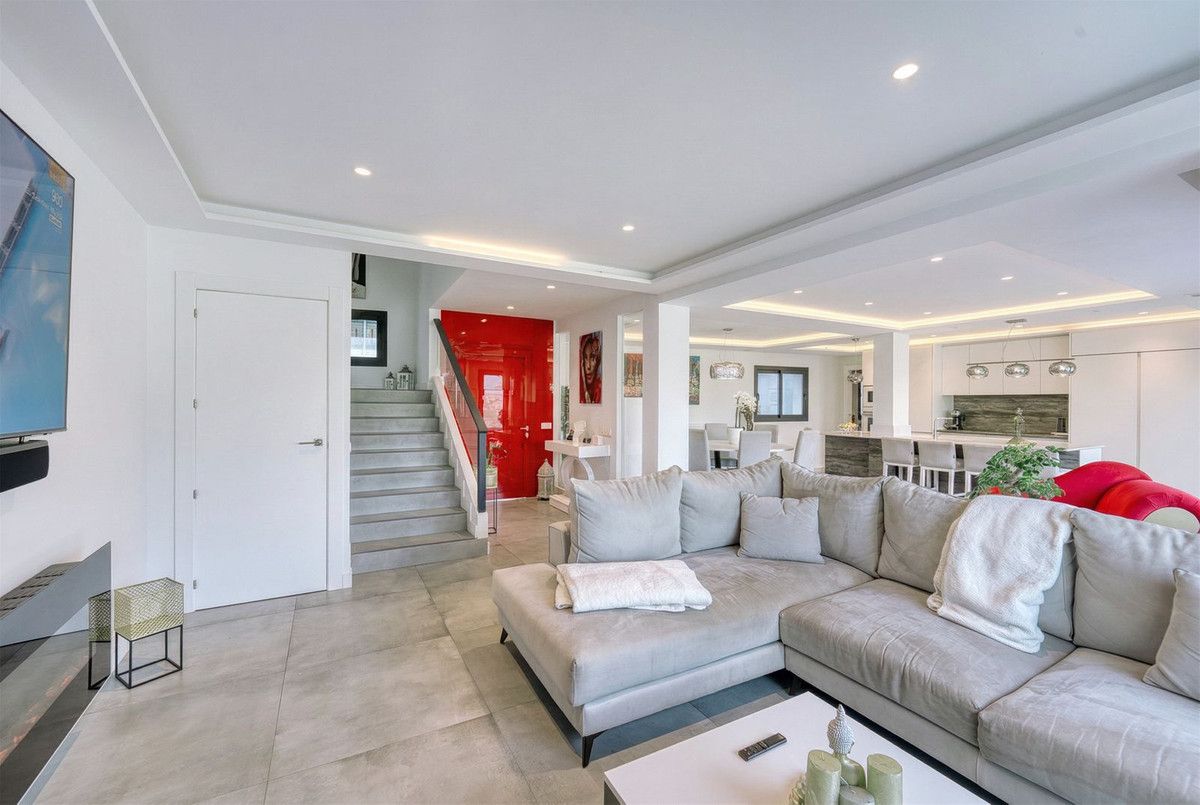Detached Villa in Istán, Istán, 4/12
