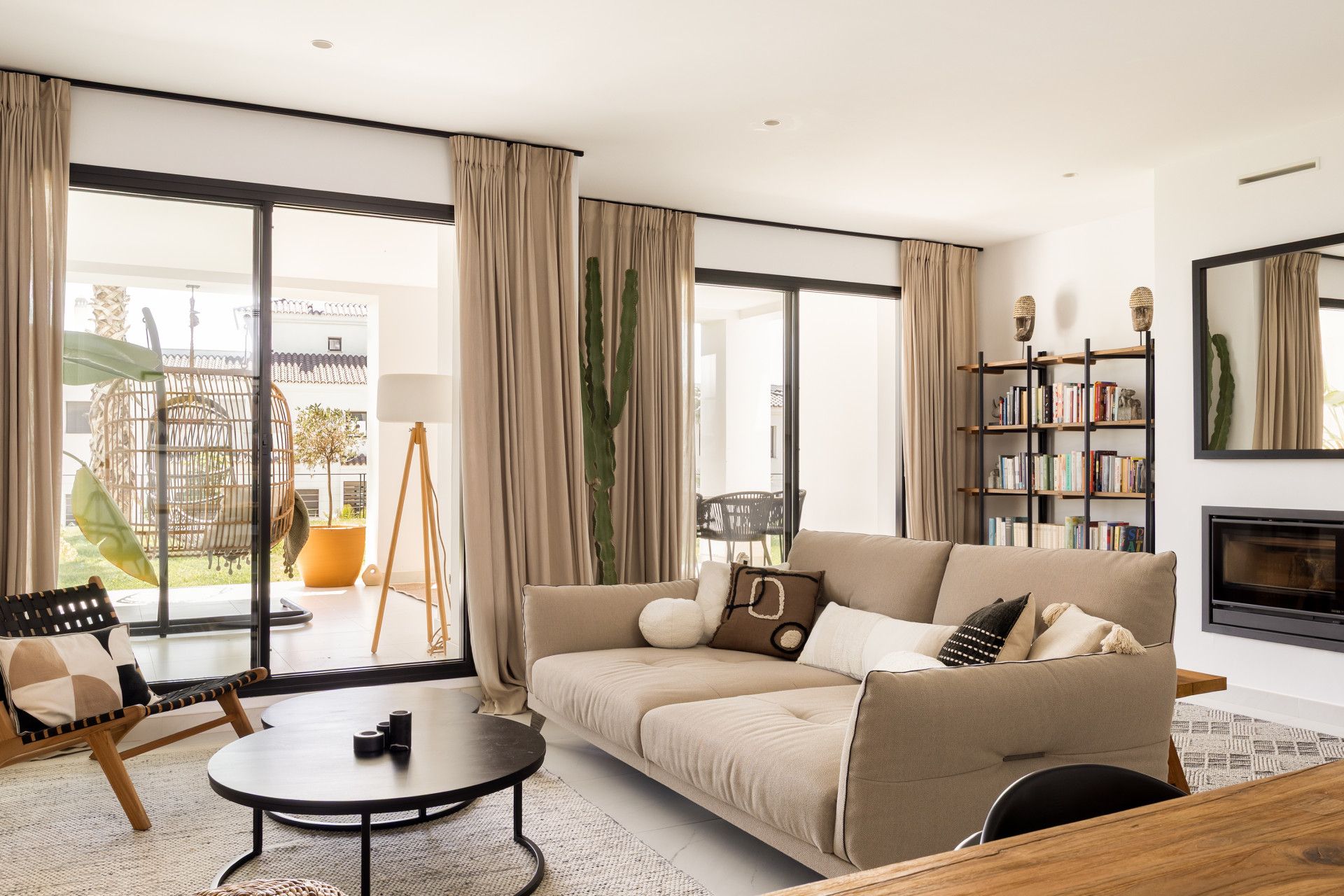 Apartamento en Planta Baja en Estepona, Mirador de Estepona Hills, Estepona, 1/12