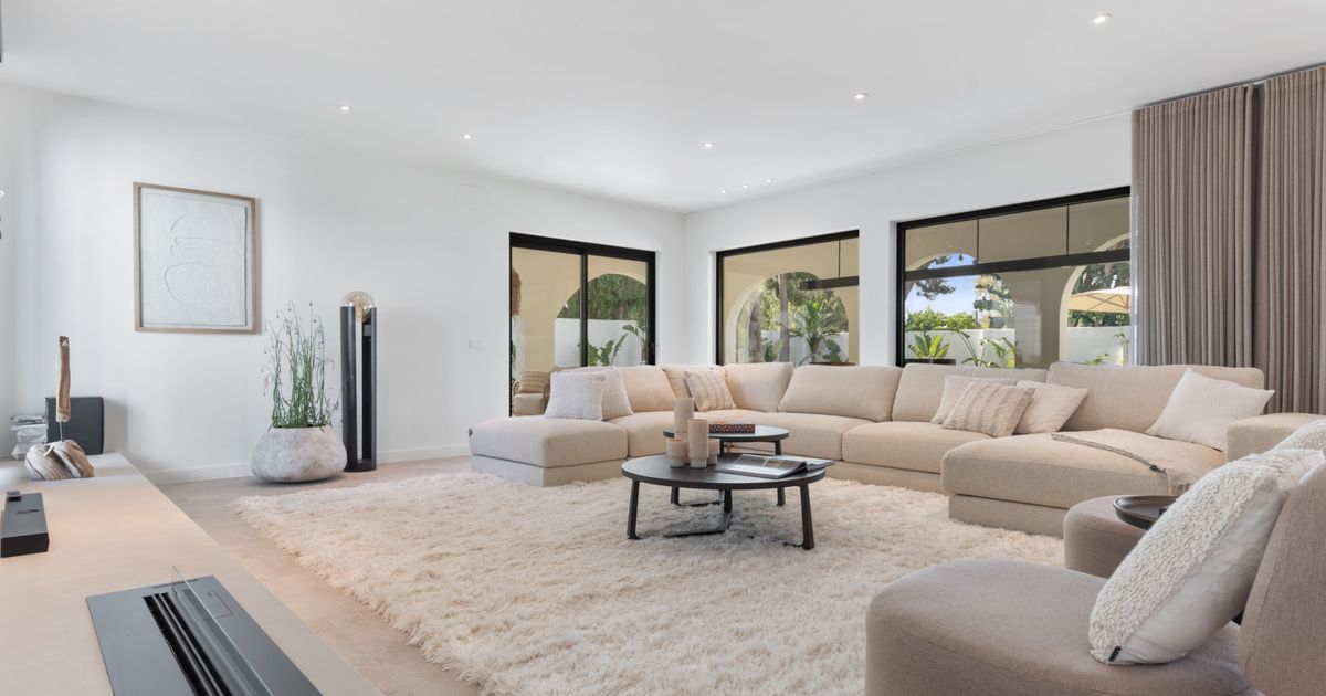 Villa in Estepona, Casasola, Estepona, 9/12