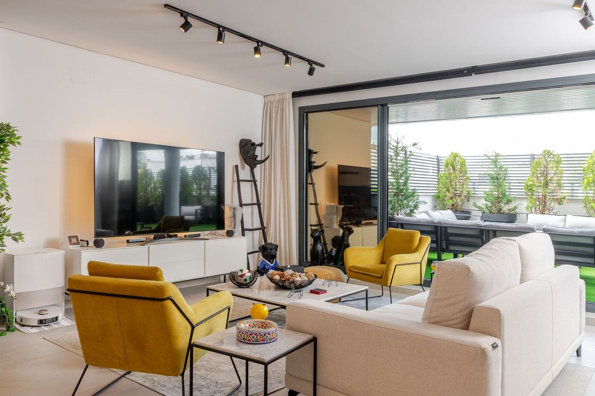 Ground Floor Apartment in Benahavís, Benahavís, 6/12