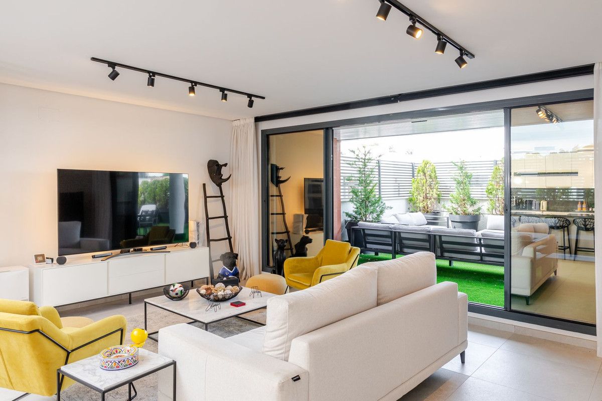 Ground Floor Apartment in Benahavís, Benahavís, 10/12