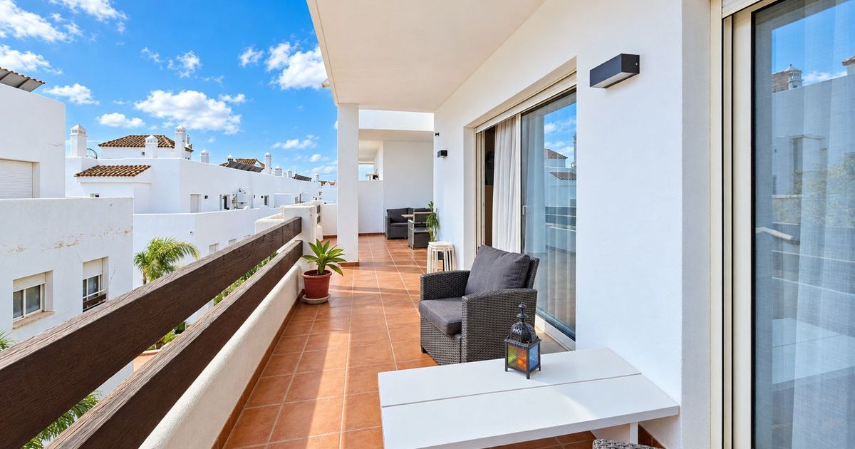 Lägenhet på mellanplan i Estepona, Estepona, 2/12