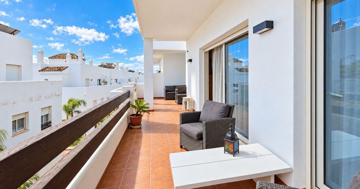 Lägenhet på mellanplan i Estepona, Estepona, 3/12
