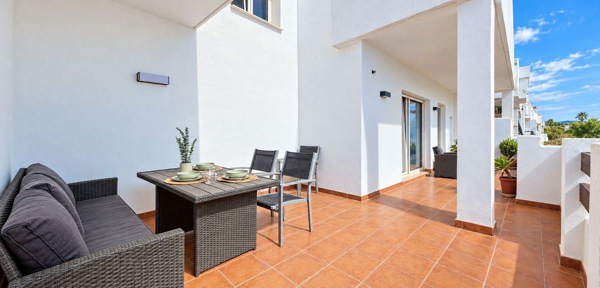 Lägenhet på mellanplan i Estepona, Estepona, 4/12