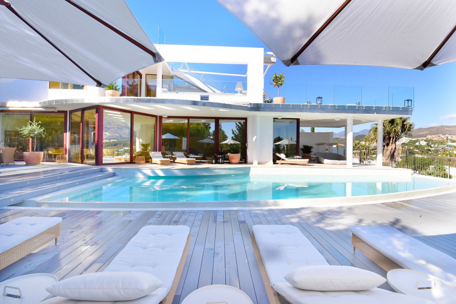 Villa à Nueva Andalucía, Nueva Andalucia, 1/12