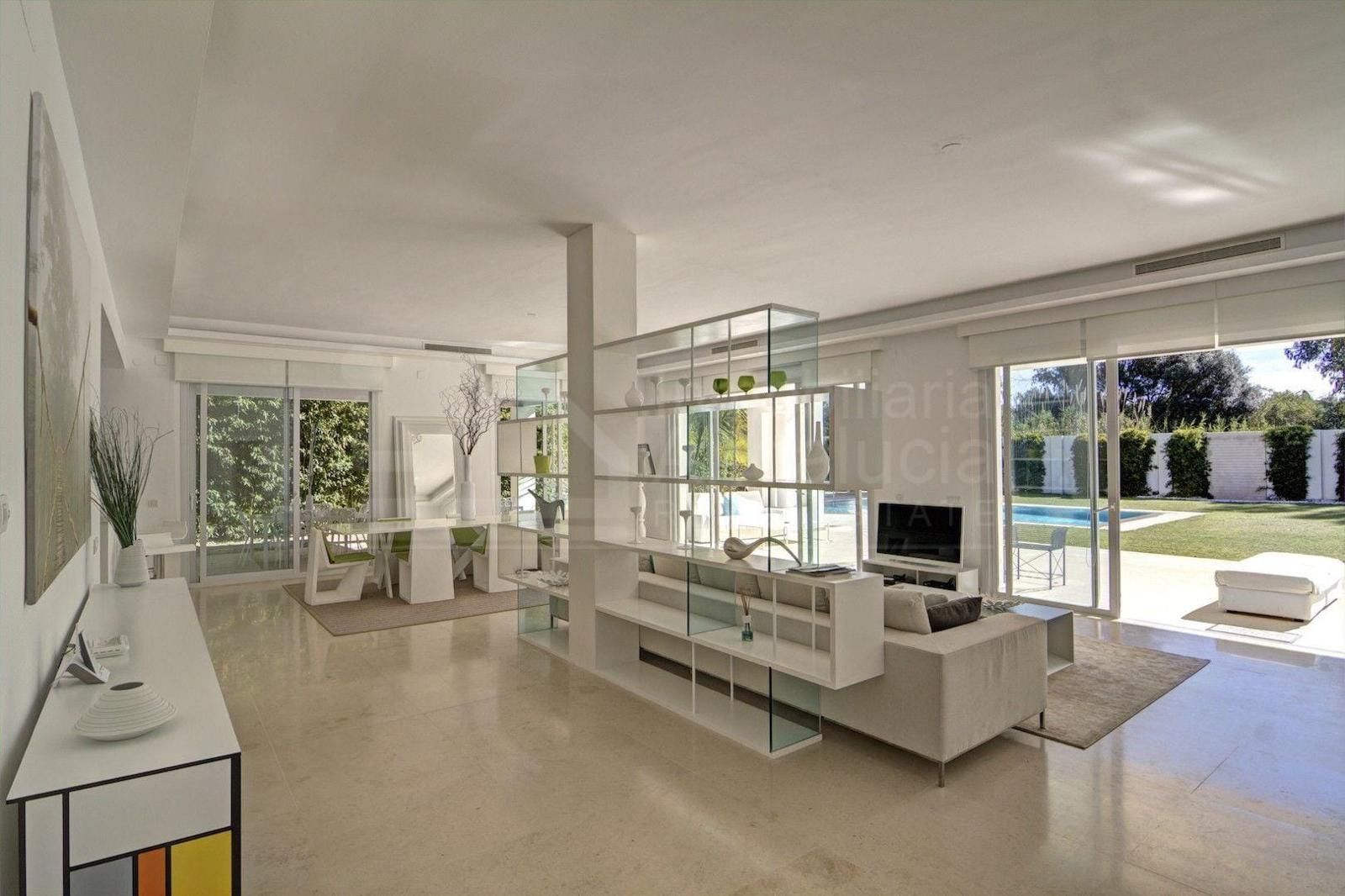 Villa in Estepona, Estepona, 4/12