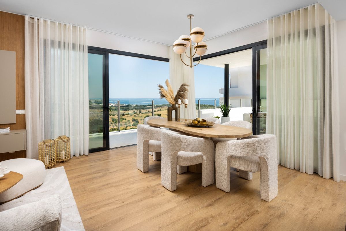 Ground Floor Apartment in Casares, Casares, 10/12