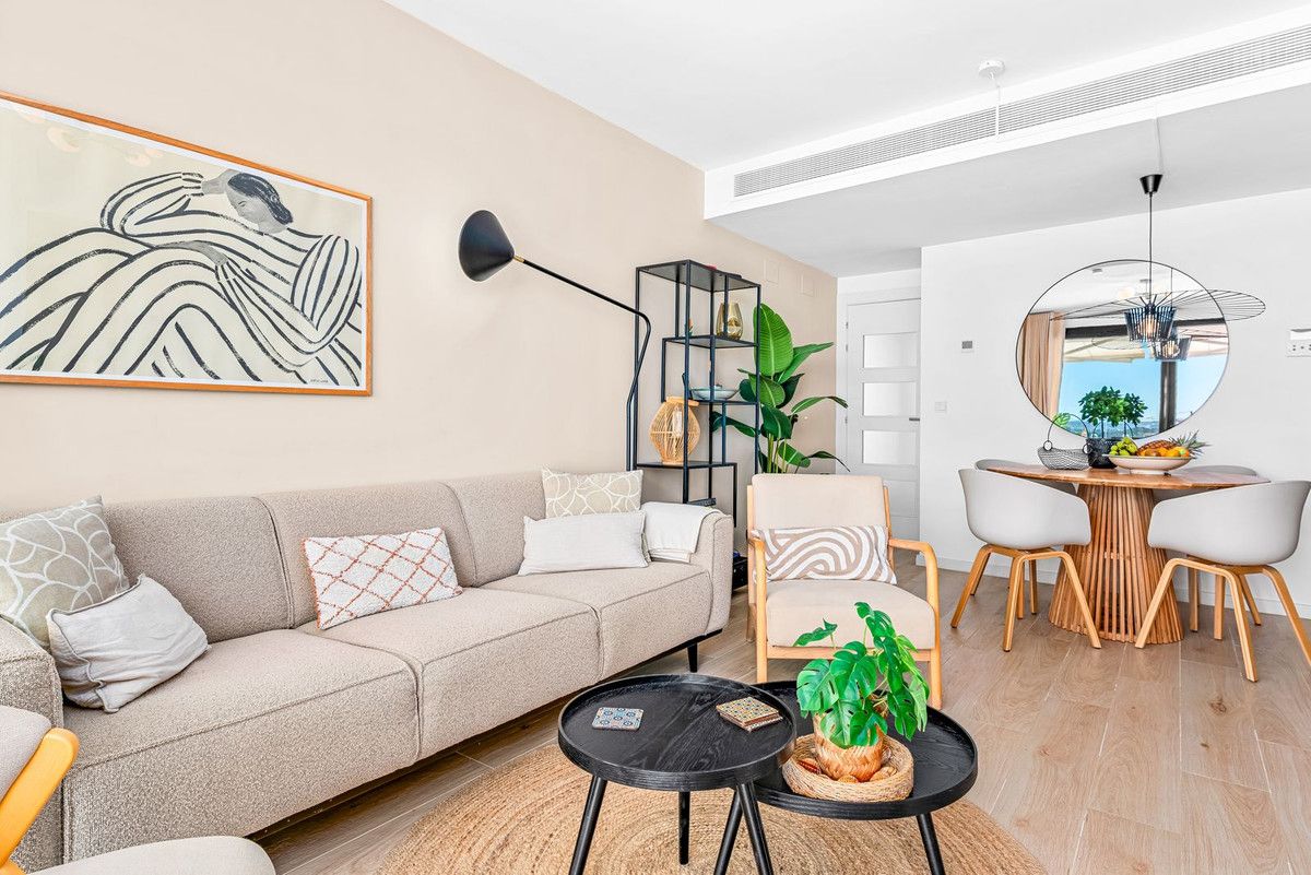 Middle Floor Apartment in Estepona, Estepona, 12/12