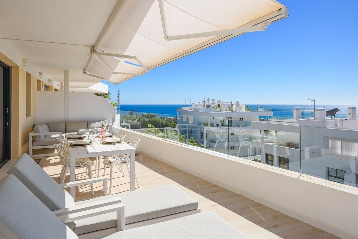 Middle Floor Apartment in Estepona, Estepona, 7/12