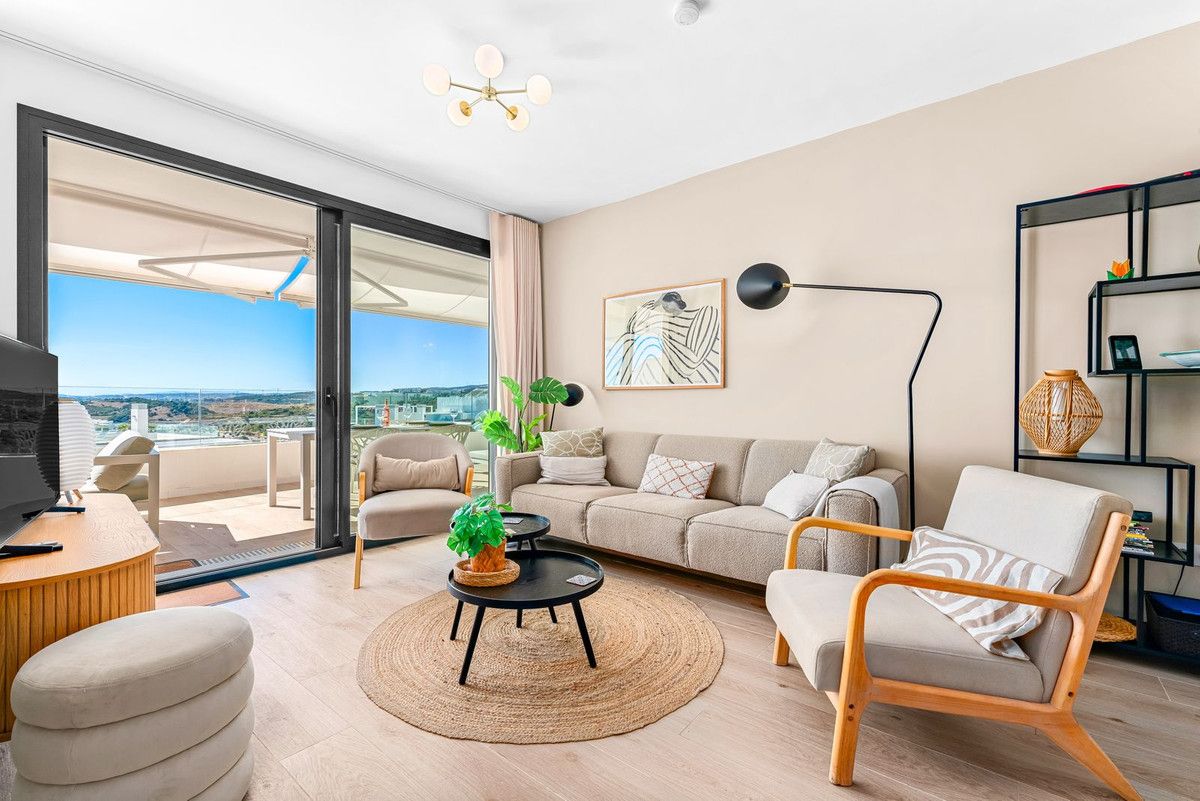 Middle Floor Apartment in Estepona, Estepona, 10/12