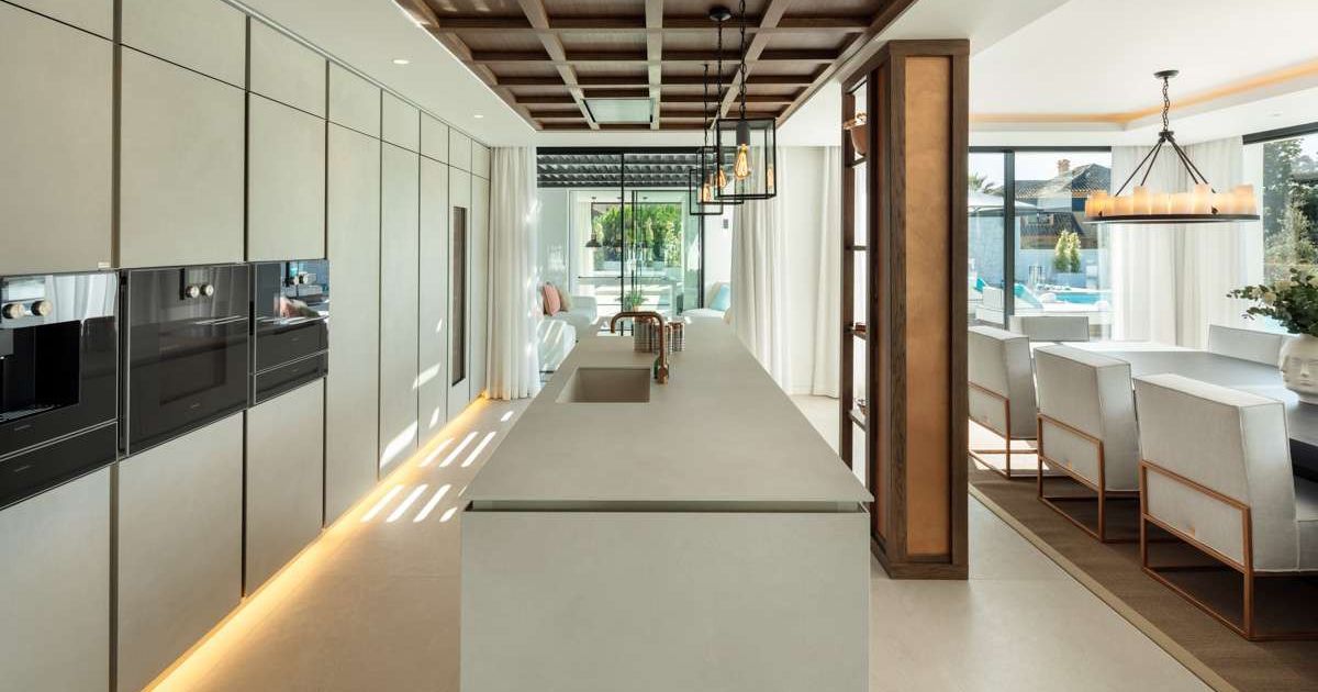 Villa in Marbella, Marbella, 3/12
