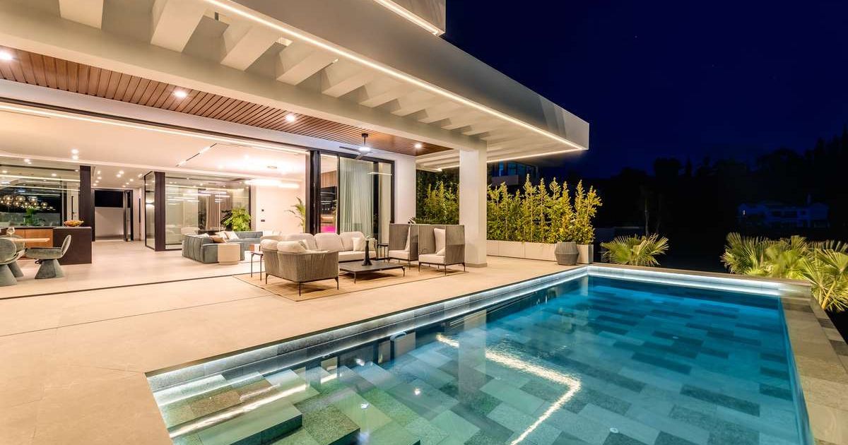 Villa in Benahavis, Benahavis, 1/12