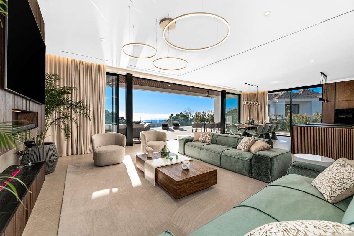 Villa in Benahavis, Benahavis, 6/12