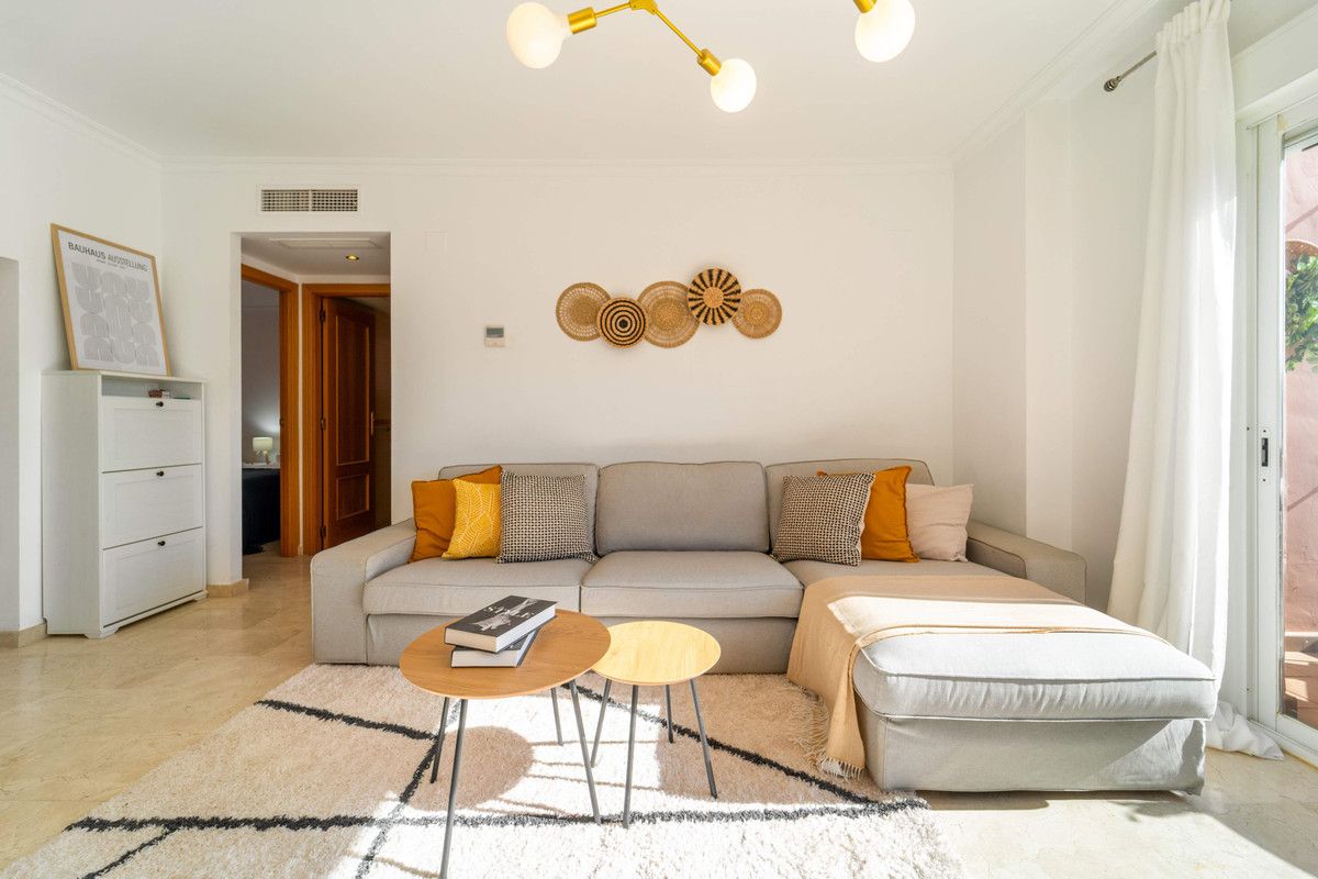 Middle Floor Apartment in Riviera del Sol, Riviera del Sol, 8/12