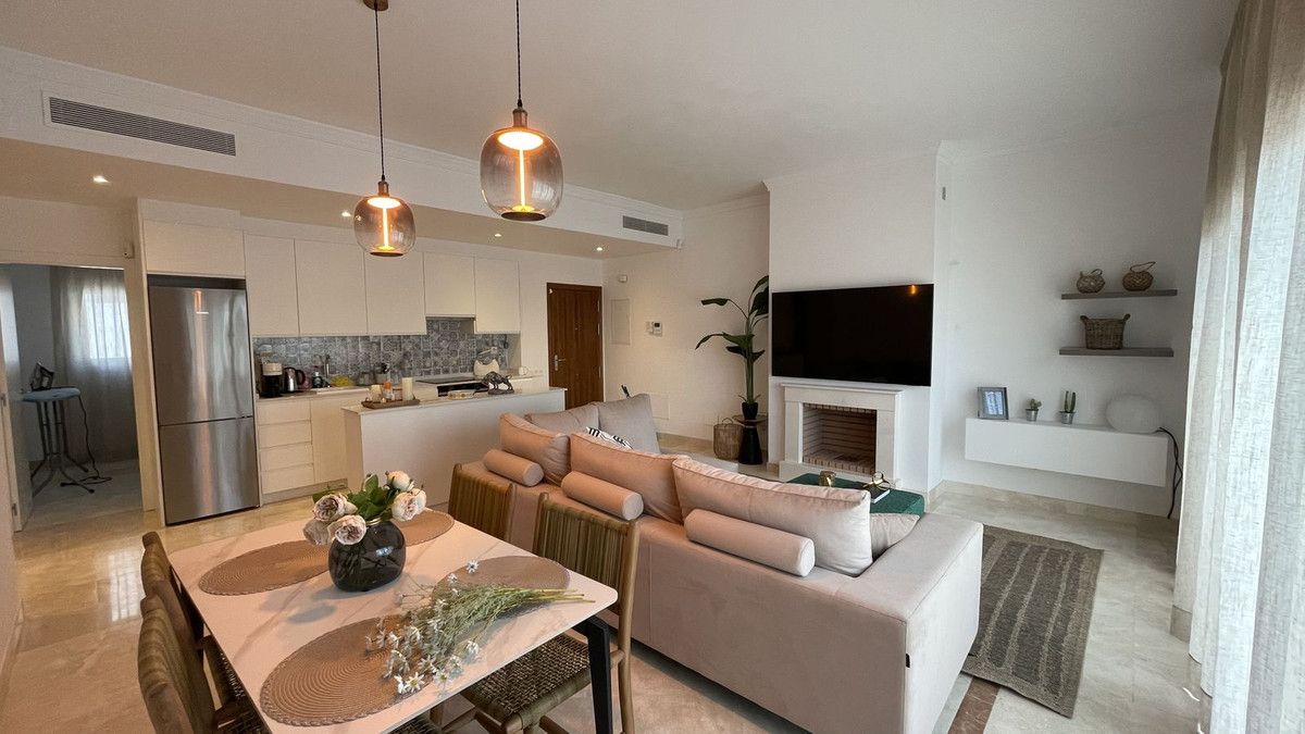 Mittelgeschoss-Apartment in El Paraiso, El Paraiso, 2/12