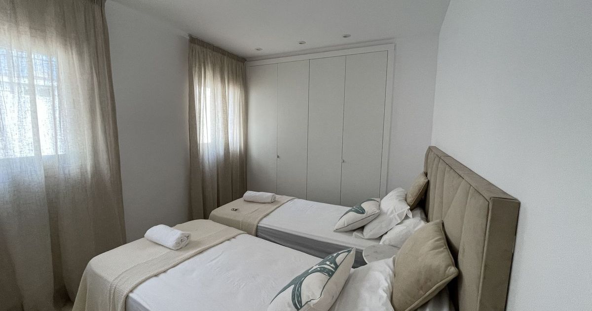 Mittelgeschoss-Apartment in El Paraiso, El Paraiso, 12/12