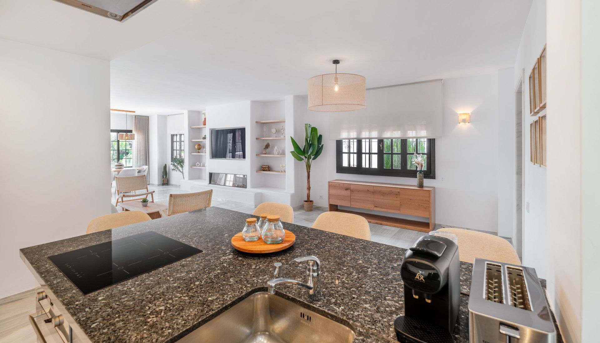 Ground Floor Apartment in Nueva Andalucia, Aldea Blanca, Nueva Andalucia, 10/12