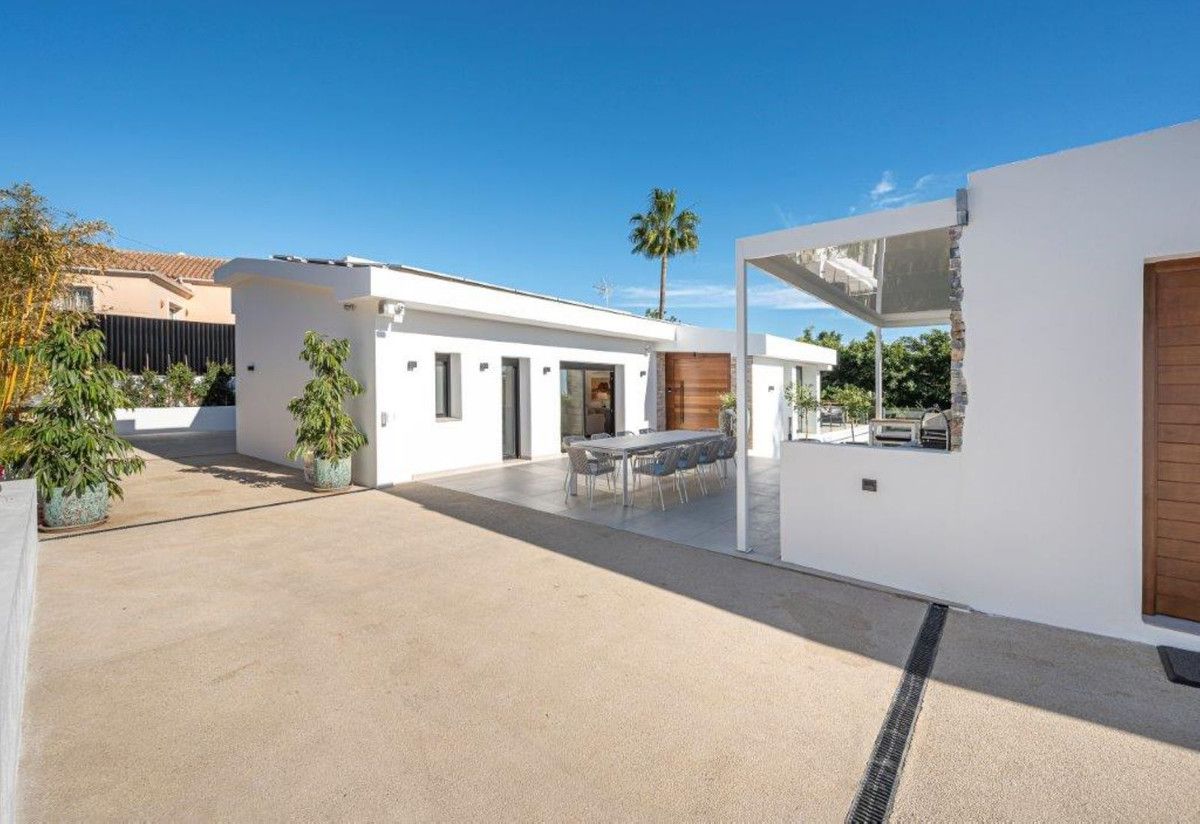 Freistehende Villa in El Rosario, El Rosario, 12/12