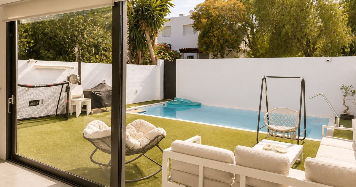 Geschakelde Woning in Nueva Andalucía, Nueva Andalucía, 1/12