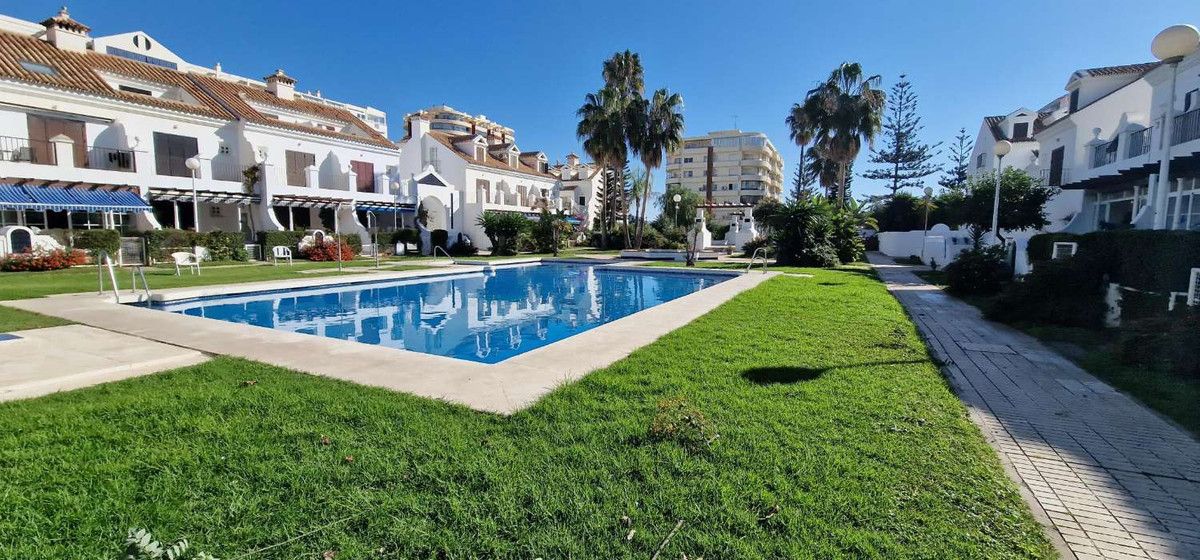 Wohnung in der mittleren Etage in Fuengirola, Fuengirola, 2/12