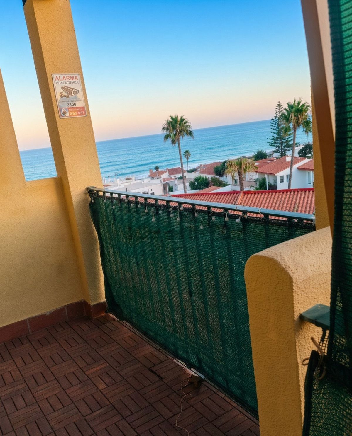 Top Floor Apartment in La Duquesa, La Duquesa, 2/12