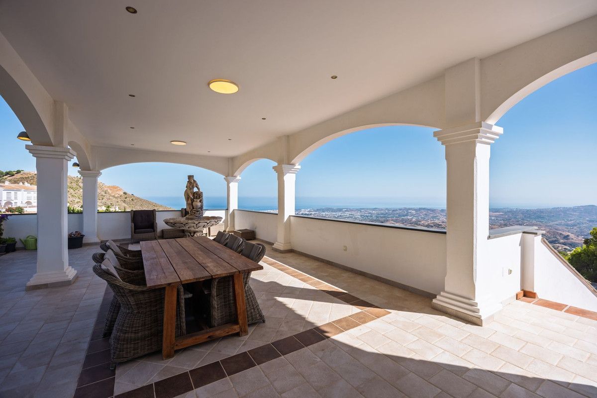Detached Villa in Mijas, Mijas, 5/12