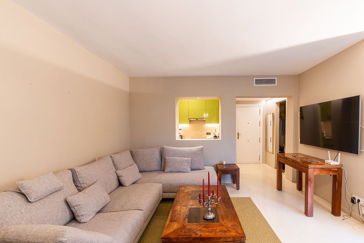 Appartement en étage intermédiaire à Estepona, Estepona, 3/12