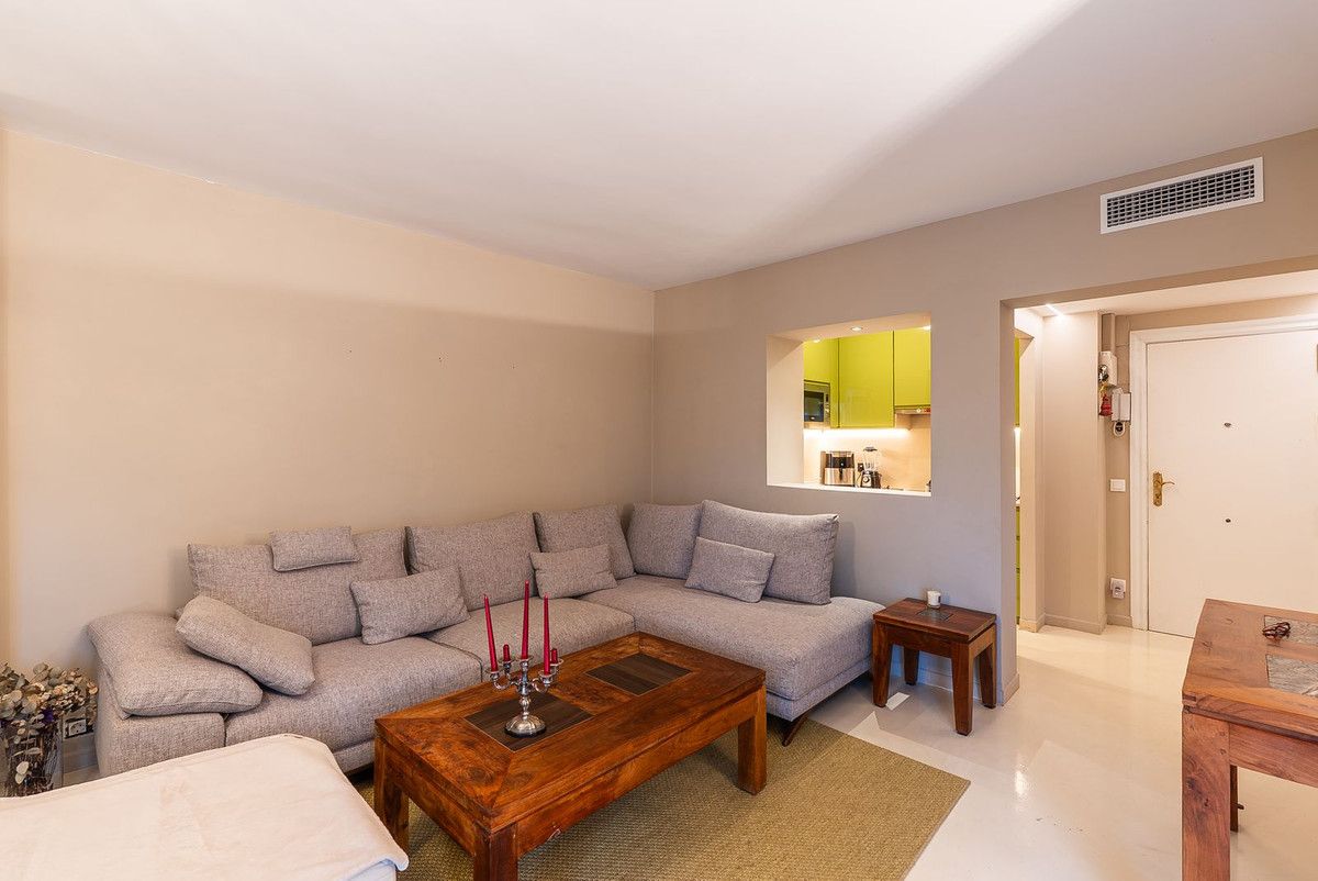 Appartement en étage intermédiaire à Estepona, Estepona, 4/12