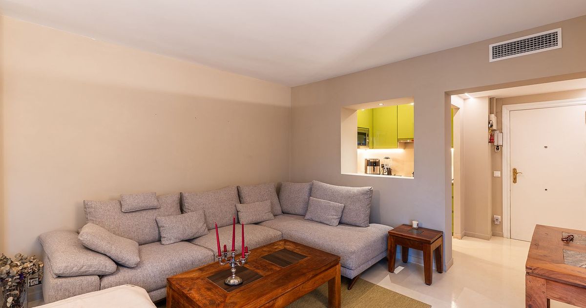 Appartement en étage intermédiaire à Estepona, Estepona, 4/12