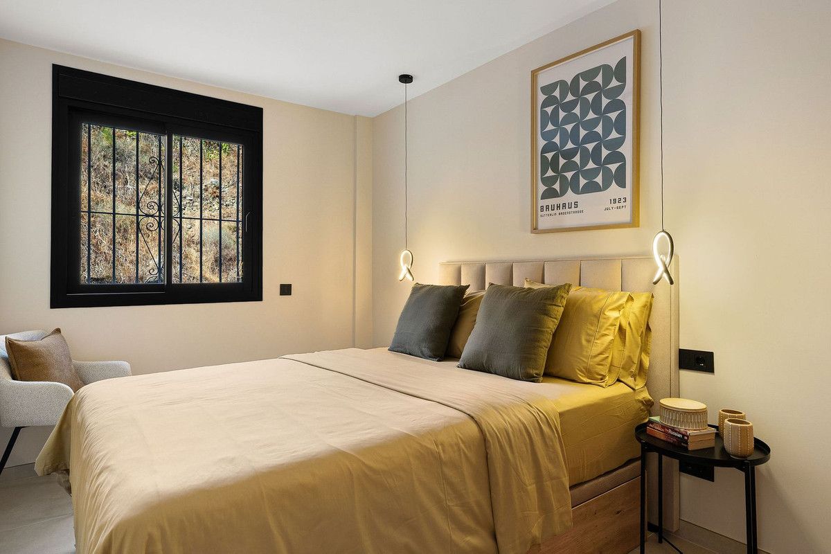 Appartement op de middelste verdieping in Nueva Andalucía, Nueva Andalucía, 8/12