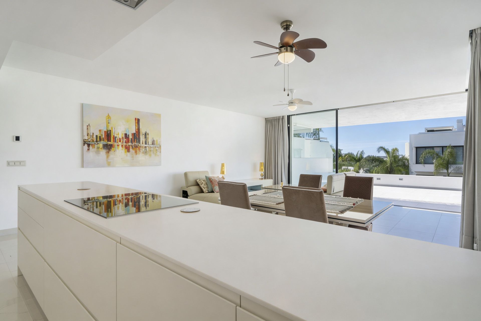 Apartment in Estepona, New Golden Mile, Estepona, 6/12