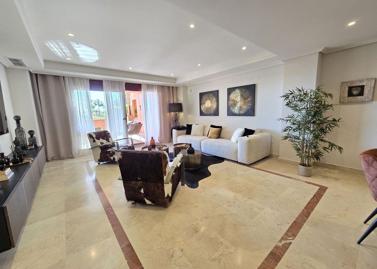 Ground Floor Apartment in La Mairena, La Mairena, 3/12