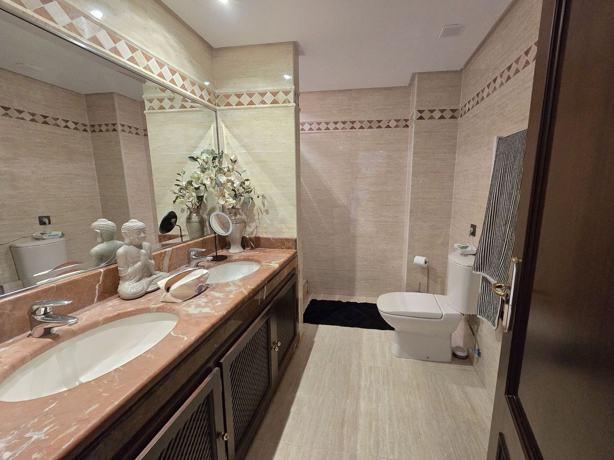Ground Floor Apartment in La Mairena, La Mairena, 10/12