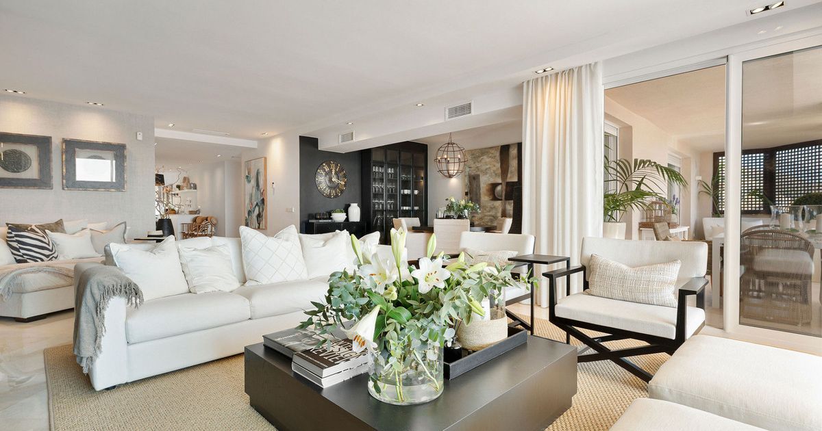 Apartamento Planta Media en Nueva Andalucía, Nueva Andalucía, 2/12